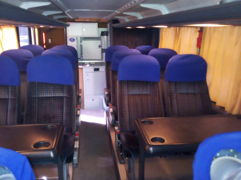 bus photo https://rest.gobus.online/static/terminal/buses/13/13_1.jpg