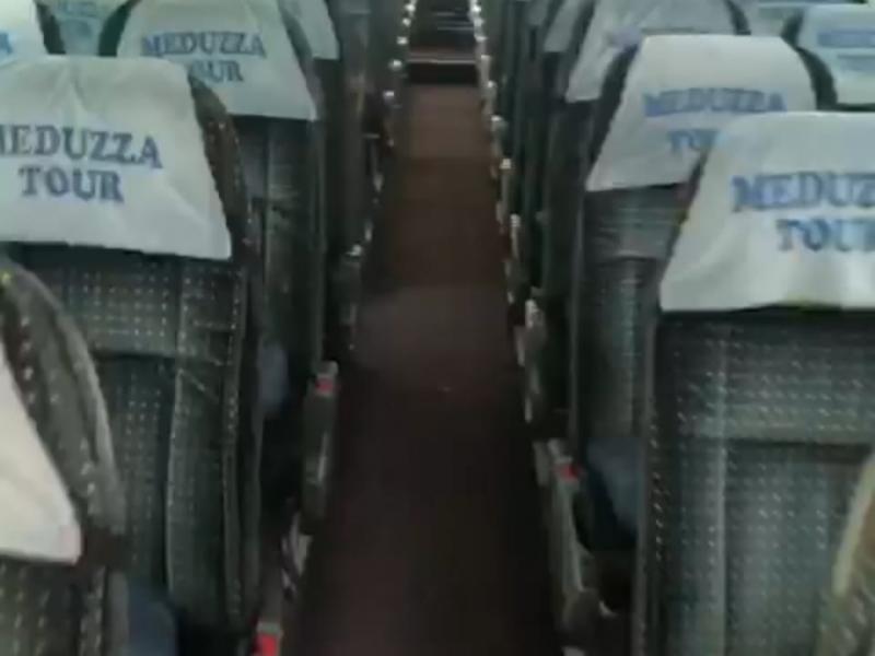 bus photo https://rest.gobus.online/static/terminal/buses/143/143_2.jpg