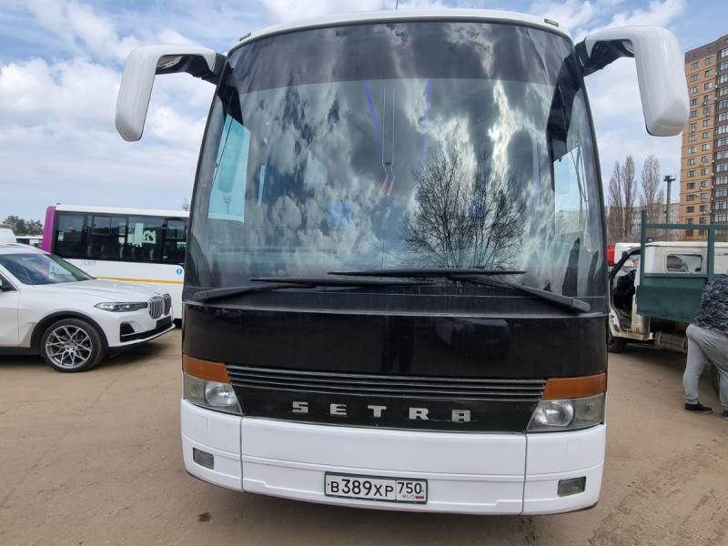 bus photo https://rest.gobus.online/static/terminal/buses/208/208_3.jpg